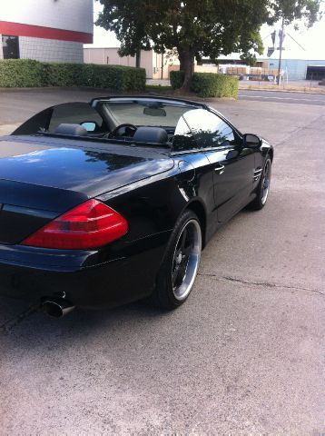 Mercedes-Benz SL-Class 2003 photo 2