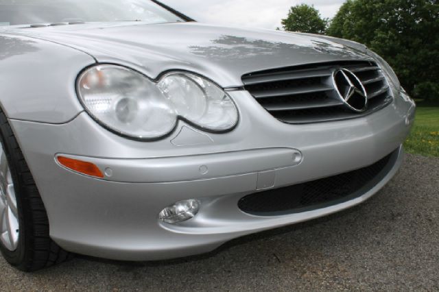 Mercedes-Benz SL-Class 2003 photo 21