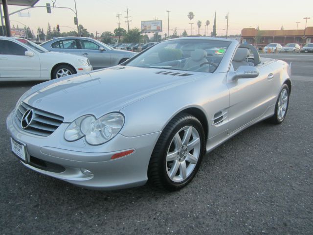 Mercedes-Benz SL-Class 2003 photo 2