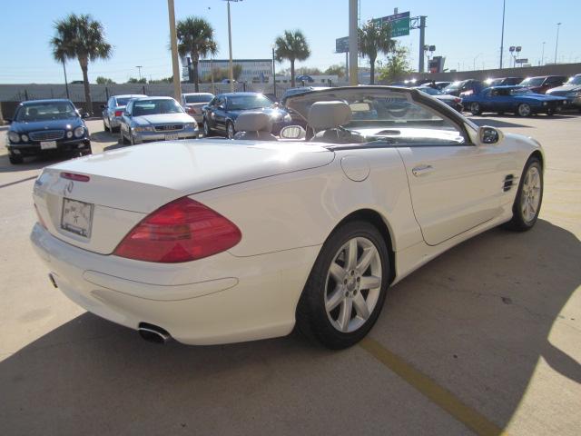 Mercedes-Benz SL-Class 2003 photo 3