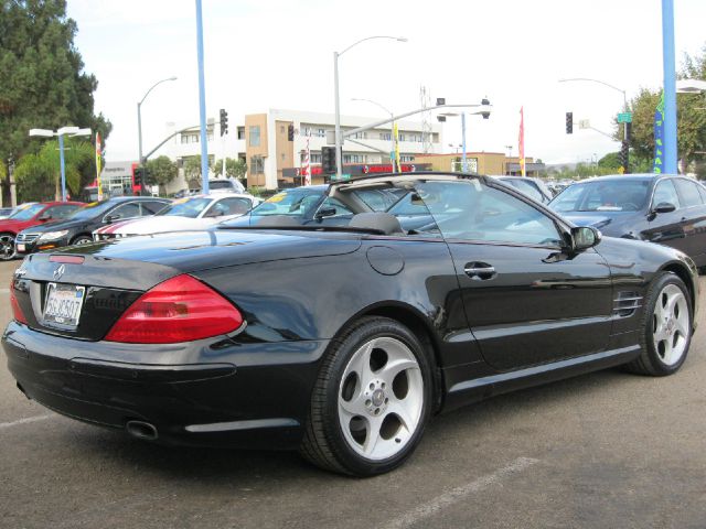 Mercedes-Benz SL-Class 2004 photo 3