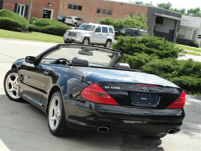 Mercedes-Benz SL-Class 2004 photo 4