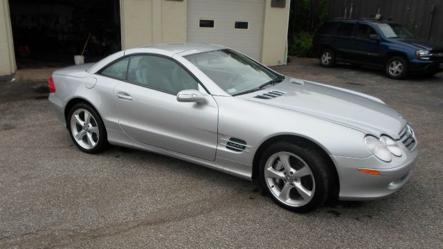 Mercedes-Benz SL-Class 2004 photo 9