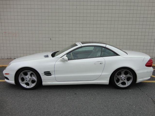 Mercedes-Benz SL-Class 2004 photo 2