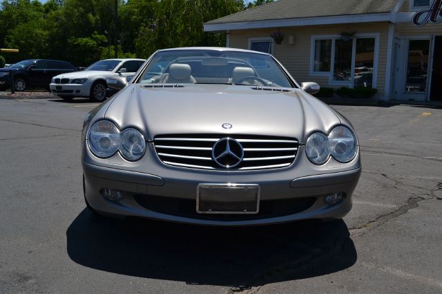 Mercedes-Benz SL-Class 2004 photo 2