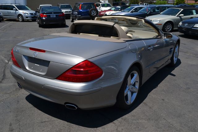 Mercedes-Benz SL-Class 2004 photo 3