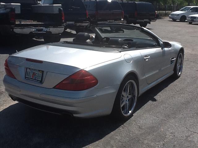 Mercedes-Benz SL-Class 2004 photo 18