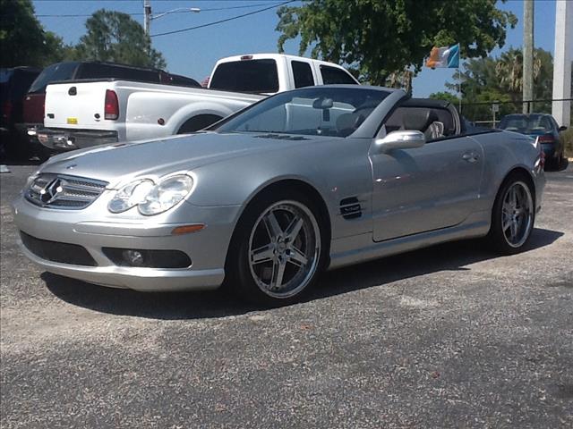 Mercedes-Benz SL-Class 2004 photo 9