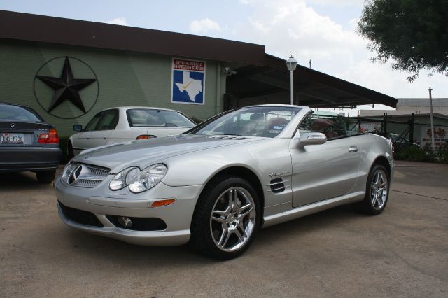 Mercedes-Benz SL-Class 2WD XLT Styleside Convertible