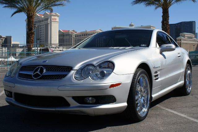 Mercedes-Benz SL-Class 2004 photo 2