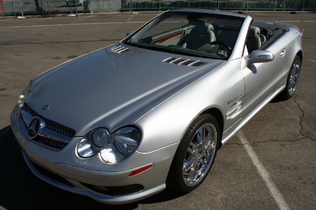 Mercedes-Benz SL-Class 2004 photo 3