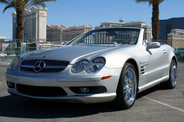 Mercedes-Benz SL-Class 2004 photo 4