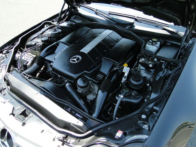 Mercedes-Benz SL-Class 2004 photo 25