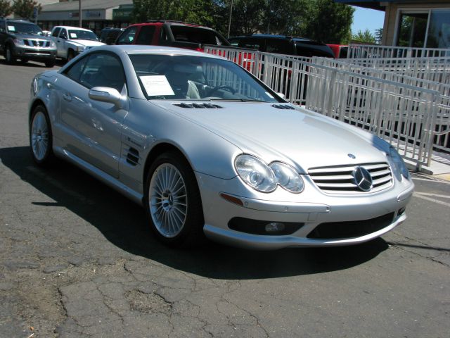 Mercedes-Benz SL-Class 2004 photo 2