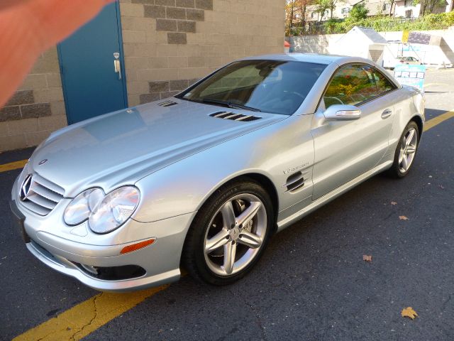 Mercedes-Benz SL-Class 2WD XLT Styleside Convertible