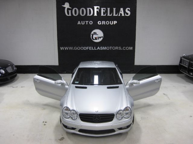 Mercedes-Benz SL-Class 2004 photo 4