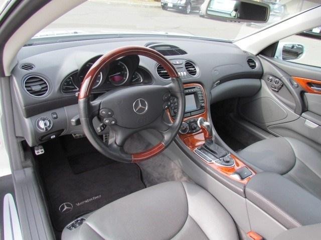 Mercedes-Benz SL-Class 2004 photo 5