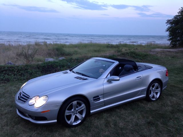 Mercedes-Benz SL-Class 2005 photo 4