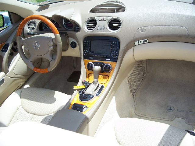 Mercedes-Benz SL-Class 2005 photo 4