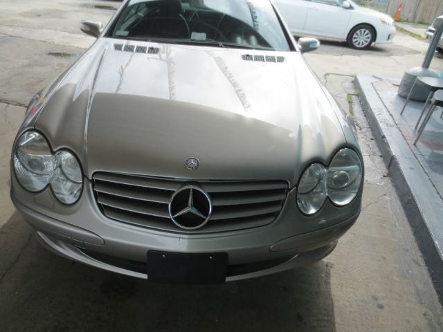 Mercedes-Benz SL-Class 2005 photo 4