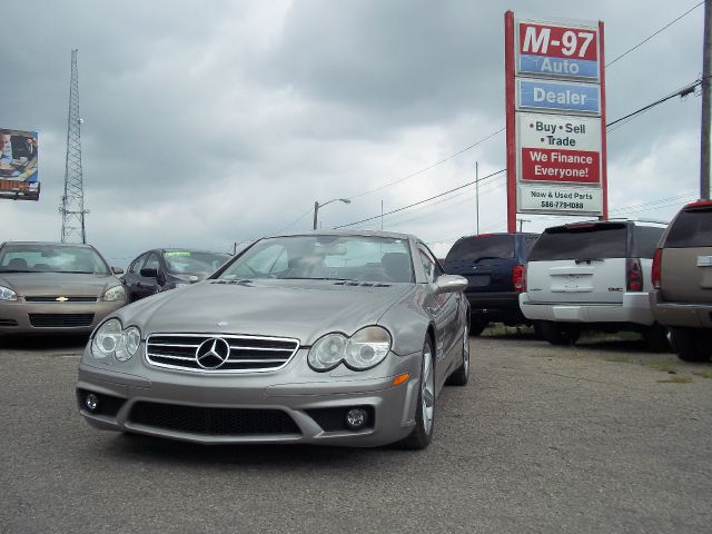 Mercedes-Benz SL-Class 2005 photo 2