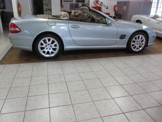 Mercedes-Benz SL-Class 2007 photo 3