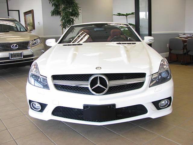 Mercedes-Benz SL-Class 2009 photo 2