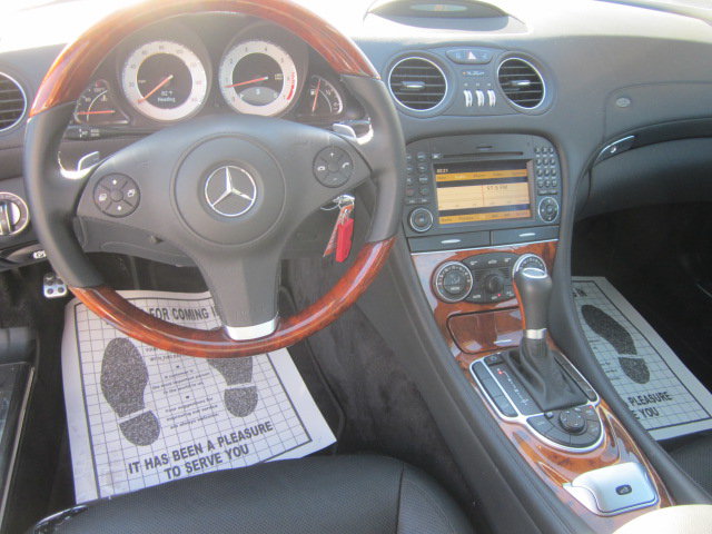 Mercedes-Benz SL-Class 2009 photo 4