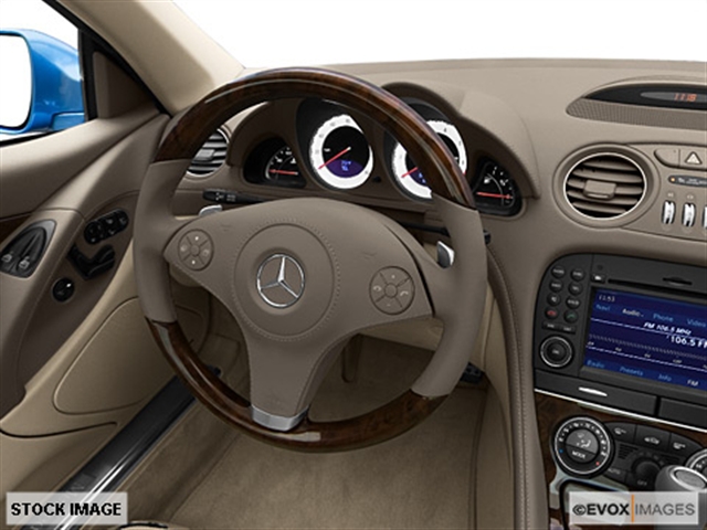 Mercedes-Benz SL-Class 2011 photo 3