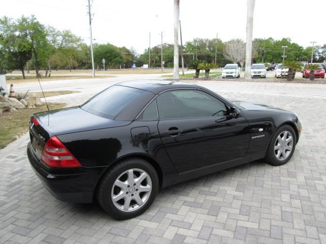 Mercedes-Benz SLK-Class Limited 7-passenger Unspecified