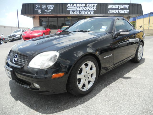 Mercedes-Benz SLK-Class 2003 photo 2