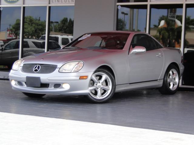 Mercedes-Benz SLK-Class 2003 photo 2