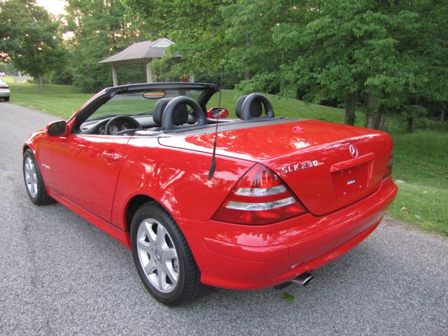 Mercedes-Benz SLK-Class 2003 photo 25