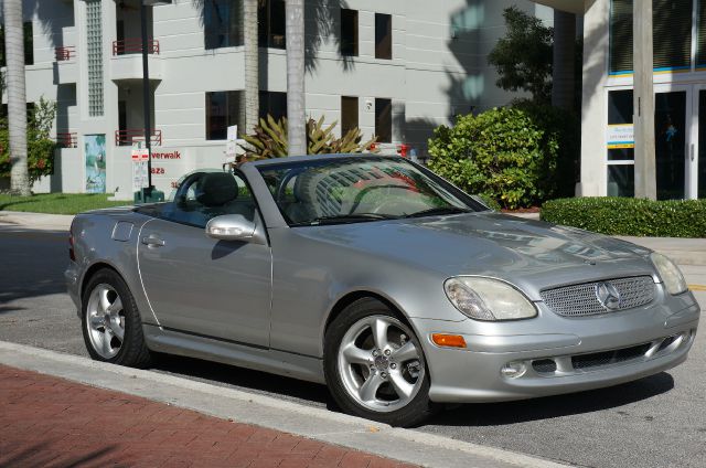 Mercedes-Benz SLK-Class 2003 photo 2