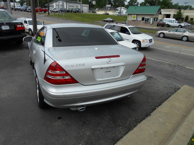 Mercedes-Benz SLK-Class 2003 photo 2