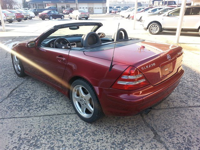 Mercedes-Benz SLK-Class 2003 photo 3