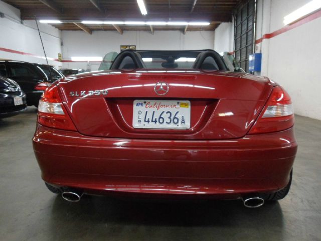 Mercedes-Benz SLK-Class 2006 photo 17