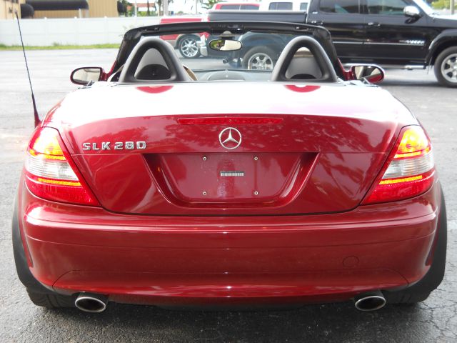 Mercedes-Benz SLK-Class 2006 photo 21