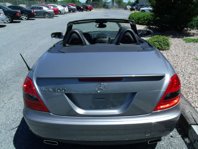 Mercedes-Benz SLK-Class 2010 photo 1