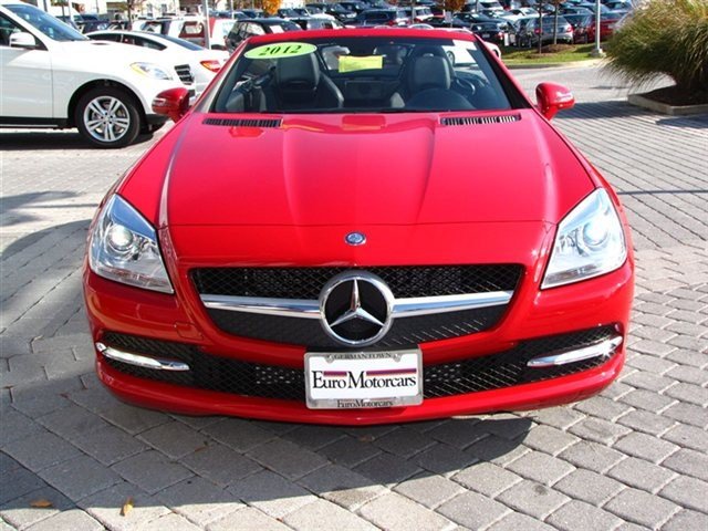 Mercedes-Benz SLK-Class 2012 photo 1