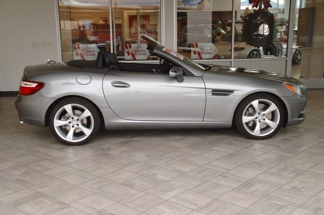 Mercedes-Benz SLK-Class 2012 photo 3