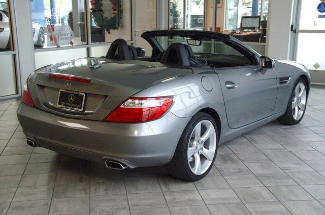 Mercedes-Benz SLK-Class 2012 photo 4