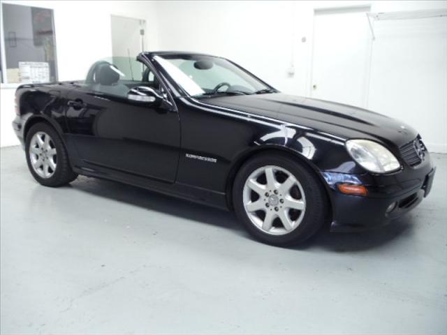 Mercedes-Benz SLK Class 2001 photo 3