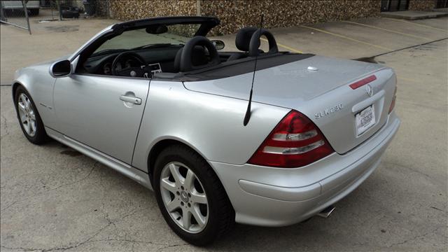 Mercedes-Benz SLK Class 2001 photo 3