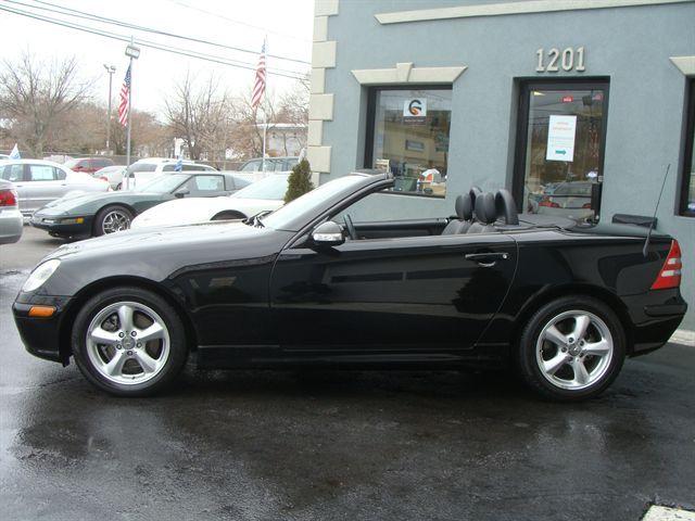 Mercedes-Benz SLK Class 2001 photo 2