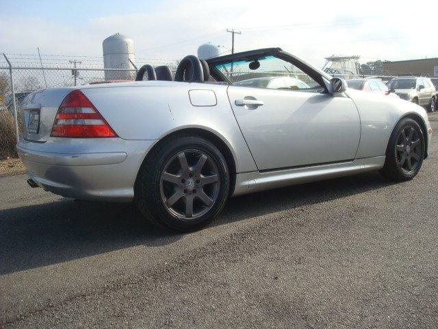 Mercedes-Benz SLK Class 2001 photo 4