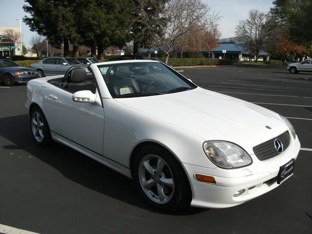 Mercedes-Benz SLK Class 2001 photo 2