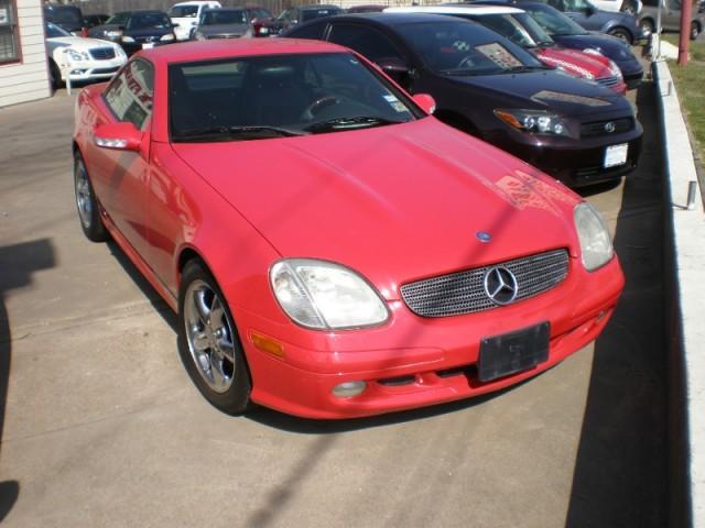 Mercedes-Benz SLK Class Navigation Package Sedan Convertible