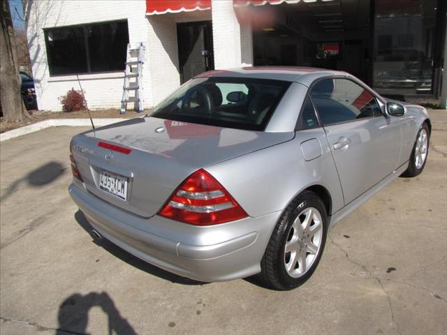 Mercedes-Benz SLK Class 2001 photo 3