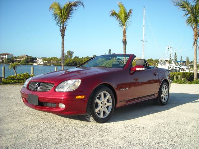 Mercedes-Benz SLK Class 2dr HB DSG Hatchback Convertible